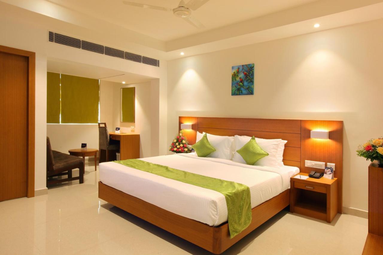 Hotel Apsara Shoranur Ngoại thất bức ảnh