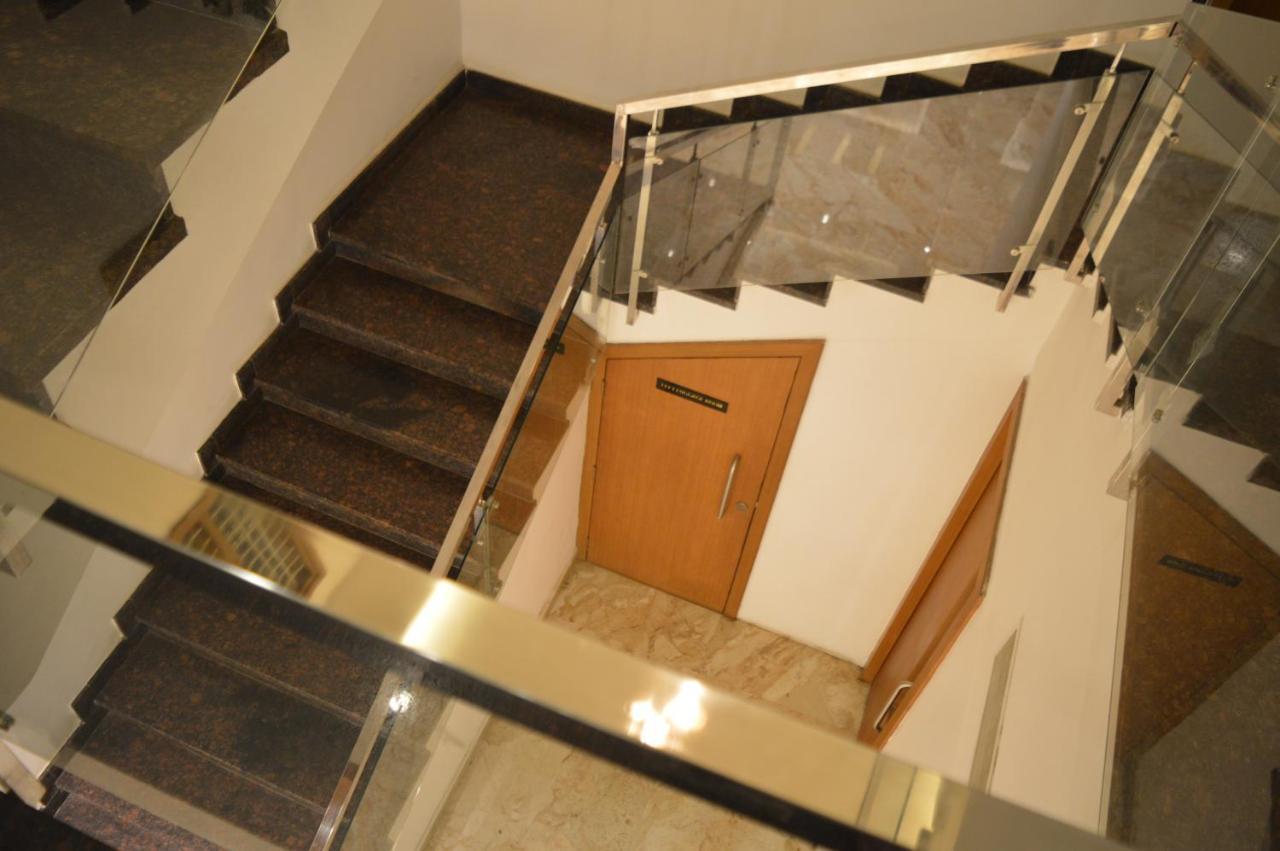 Hotel Apsara Shoranur Ngoại thất bức ảnh