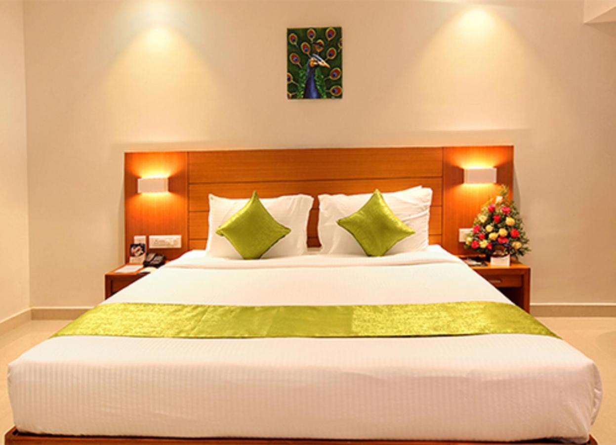 Hotel Apsara Shoranur Ngoại thất bức ảnh