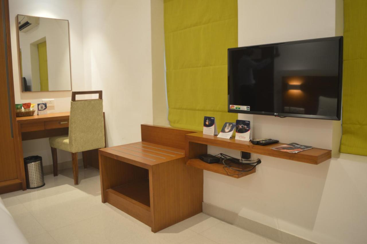 Hotel Apsara Shoranur Ngoại thất bức ảnh